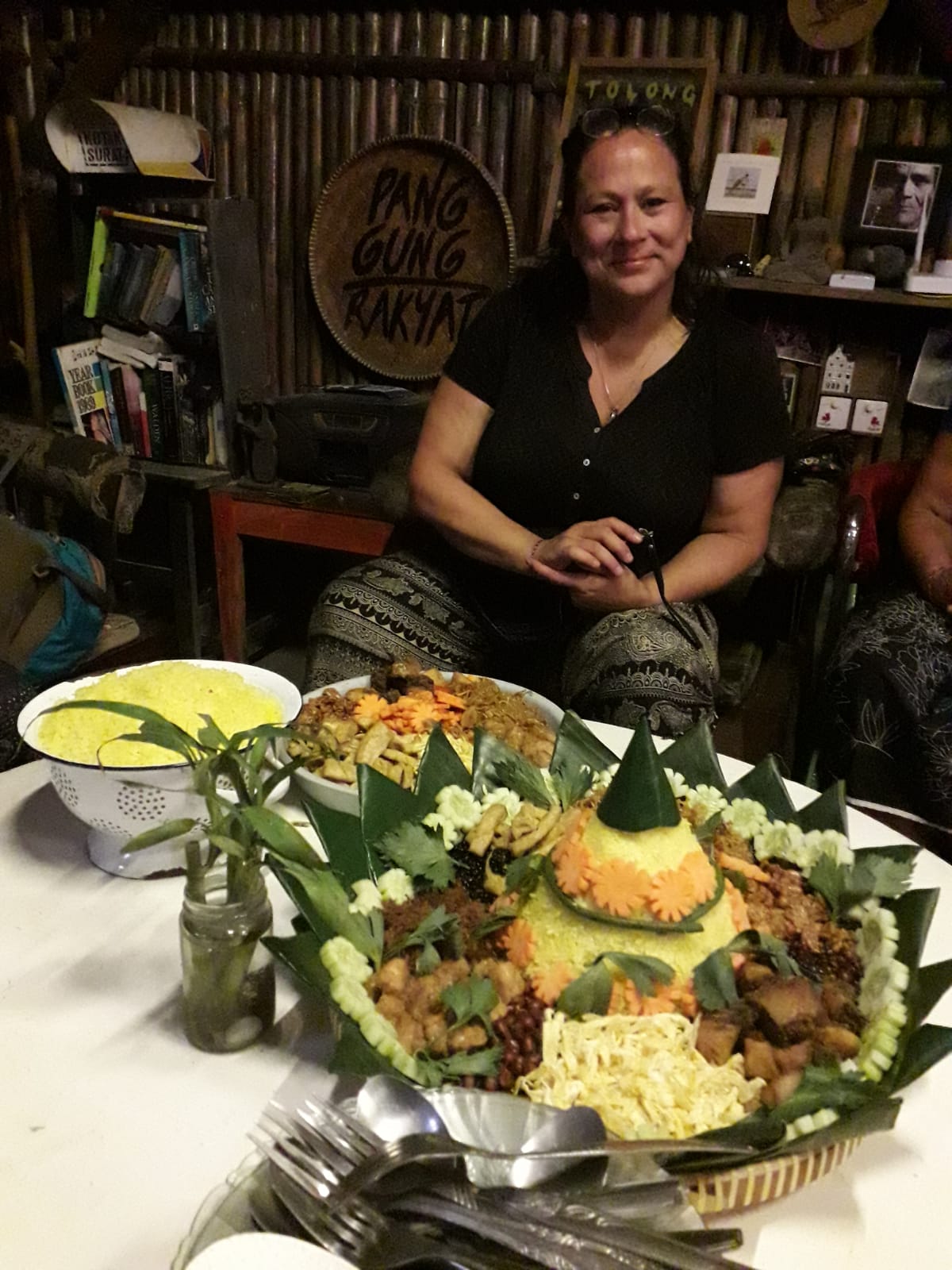 Nasi Tumpeng Nasi Tumpeng
